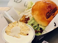 -HUGS coffee(东区店)