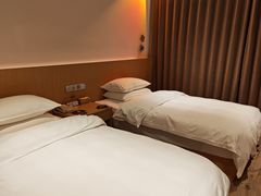-上海怡沁园度假酒店