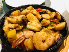 西班牙风味蘑菇鲜虾-开间茶馆·围炉煮茶