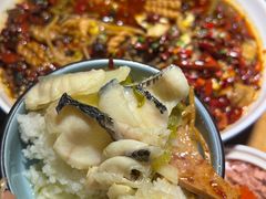 -九锅一堂酸菜鱼(学府凯德店)