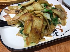 -黄泥岗·地道湖北菜(奥特莱斯店)