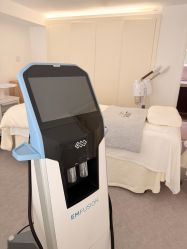 -JNK皮肤管理中心