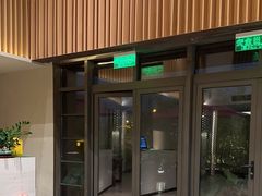 -荷风细雨·中国茶宴(世纪大道店)