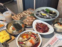 -草家酱蟹炭火烤肉店(珲春南路一店)