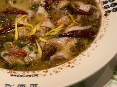 -渔语鱼酸菜鱼新川菜(来福士店)