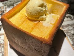 面包诱惑-绿茶餐厅(同成街华联店)