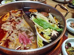 -礼舍·和牛火锅·烤肉·料理餐厅(华茂店)