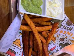 -Famous肥猫墨西哥音乐餐吧(五棵松华熙LIVE店)