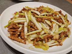 韭黄肉丝-张烤鸭·川菜·非遗冒烤鸭(青石桥店)