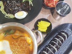 -文成焕·家族韩式餐厅