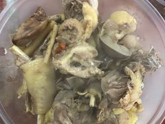 -威邵鸡煲(西华路总店)