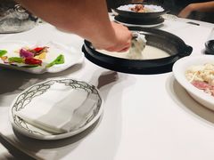 -老船夫婚宴婚庆会馆(延吉路店)