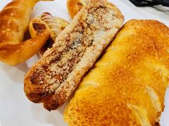奶香红豆丹麦面包-BreadTalk面包新语(长寿路地铁站店)