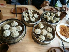 -小六汤包(亚欧店)