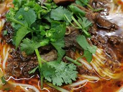 牛肉面-耙豌豆重庆小面