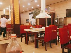 大堂-老石烧烤(红旗大街店)