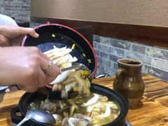 -菌之家·专业纯野生菌火锅·特色炒菌