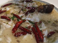 -鱼亨小鲜酸菜鱼(大信店)