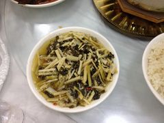 -天乐农家鱼头王(天目湖店)
