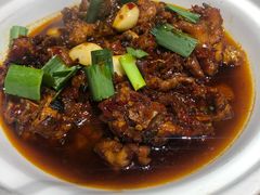 -野山舂·贵州现舂酸汤火锅(鸿通城店)