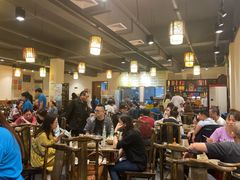 大堂-肖肖酸萝卜鱼火锅(总店)