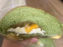 抹茶芒果芝士包-BROAD面包路·欧式面包(龙湖时代C馆店)