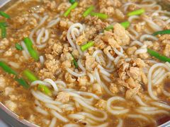 -正宗杨记普洱酸醋米线(总店)