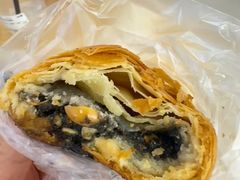 -白玉兰食品甜凤店(合生汇店)