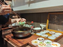 -良米山·云南野生菌过桥米线(上海首店)