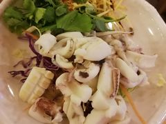 -J Daeng Seafood