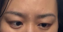 -一个差评成就的纹眉店