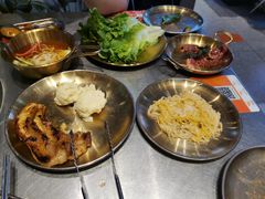 -哈哈碳都·牛肋条无限自助烤肉(台江万达店)