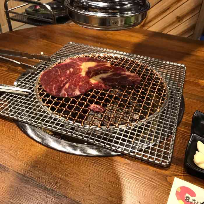 8号仓库烤肉名家(繁荣店)