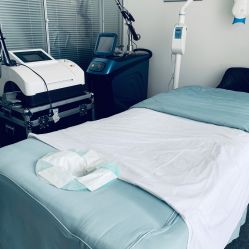 -YooMee优美智能科技美肤机构