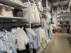 -唯品会(北京国瑞城店)