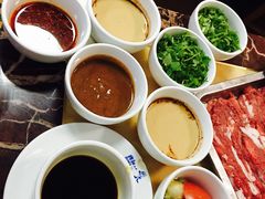-月圆火锅(宁海东路二店)