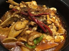 -云海肴·汽锅鸡·云南菜(天山百盛优客店)