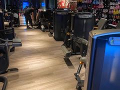 -威尔仕健身会所(古北1699店)
