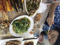 -覃记海鲜美食餐厅