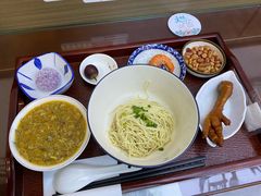 -百年老字号·观振兴蟹黄面·三虾面·苏式面(观前街富仁坊巷店)