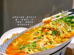 招牌跳水鱼-小河盐帮·私家菜·烤鸭(三元桥·霄云路店)