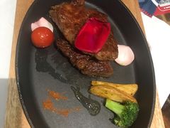 炙烤牛排-西缘牛排(荟聚购物中心店)