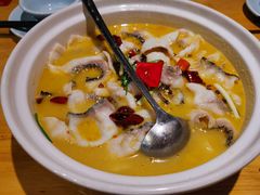 特色酸菜黑鱼-嘉厨小馆(宜山路店)