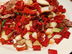 罗勒香辣嫩牛肉-KŌNG胶东小馆(华熙店)