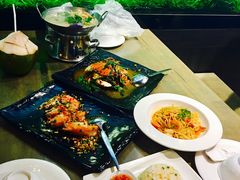 -The Dishes Seafood & Restaurant