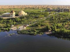 -亿利库布其七星湖沙漠生态旅游区