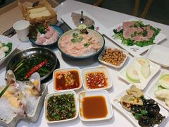 小象鼻蚌-围炉夜话·潮汕卤水火锅(榕江店)