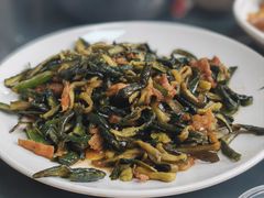 -堤边美食