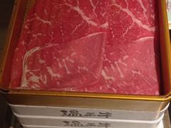 和牛上脑-温禾牛·和牛寿喜烧自助火锅(恒基名人店)