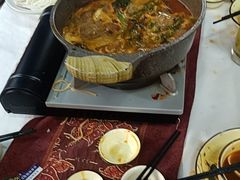 -刘姐啤酒鱼民族演艺餐厅(西街总店)